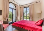 Vil·la amb terreny en venda a Marbella ref.: TR203970 foto