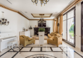 Vil·la amb terreny en venda a Marbella ref.: TR203970 foto