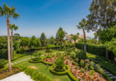 Vil·la amb terreny en venda a Marbella ref.: TR203970 foto