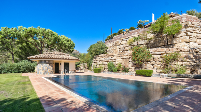 Málaga - El Paraíso Alto - 4146m2