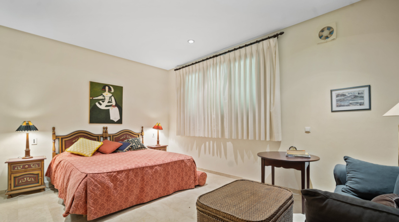 Malaga - San Pedro de Alcántara - 1085m2
