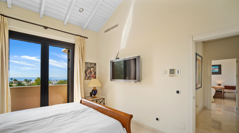 Malaga - San Pedro de Alcántara - 1085m2