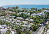 Vil·la amb terreny en venda a Marbella ref.: TR207089 foto