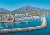 Vil·la amb terreny en venda a Marbella ref.: TR207089 foto