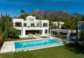 Vil·la amb terreny en venda a Marbella ref.: TR254404 foto