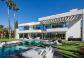 Vil·la amb terreny en venda a Marbella ref.: TR203917 foto