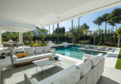 Vil·la amb terreny en venda a Marbella ref.: TR203917 foto
