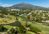 Vil·la amb terreny en venda a Marbella ref.: TR254409 foto