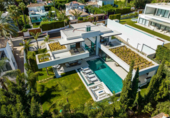 Vil·la amb terreny en venda a Marbella ref.: TR254409 foto