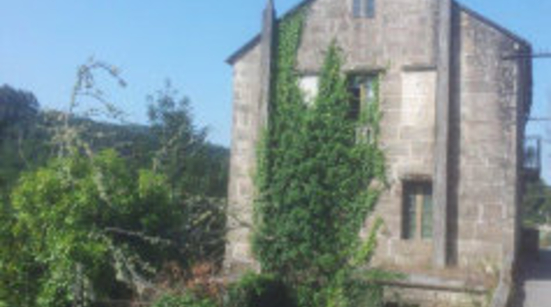 Pontevedra - O Berberote - 2558m2