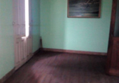 Дом с участком на продажу в городе Понтеведра. Фото