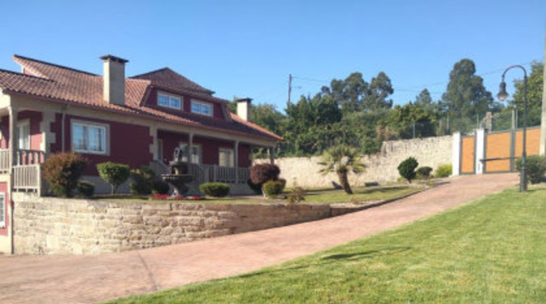 Pontevedra - Vilafranca - 2000m2