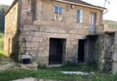 Casa de camp amb terreny en venda a Cerdedo ref.: TR18703 foto