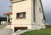 Chalet independiente con terreno en venta en Sangenjo ref: TR372541 foto