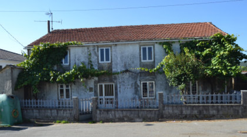 Pontevedra - A Ponte - 2500m2