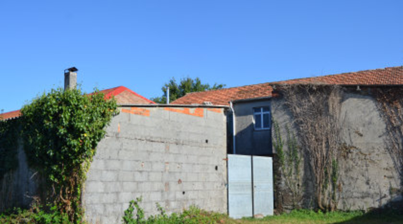 Pontevedra - A Ponte - 2500m2
