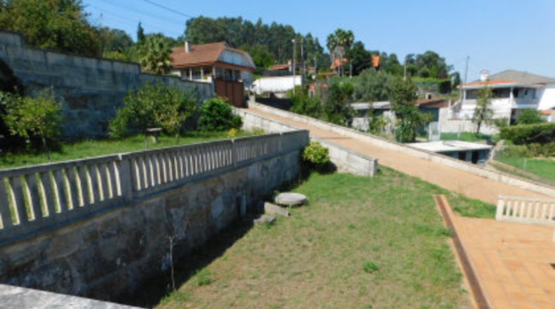 Pontevedra - O Toural - 1000m2
