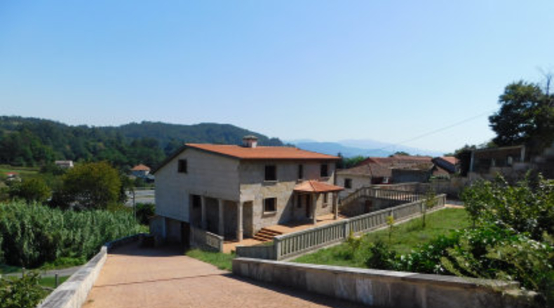 Pontevedra - O Toural - 1000m2