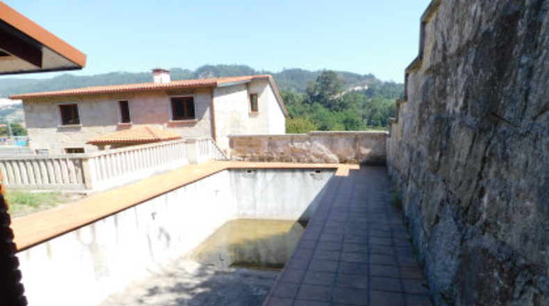 Pontevedra - O Toural - 1000m2