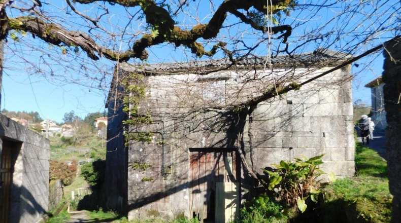 Pontevedra - Covas - 2250m2