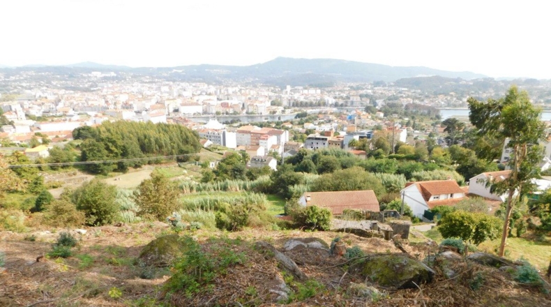Pontevedra - O Vao - 2746m2