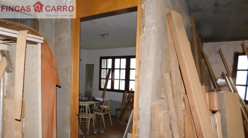 Понтеведра - O Castenlo - 330m2