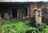 Загородный дом с участком на продажу в городе Barro. Фото
