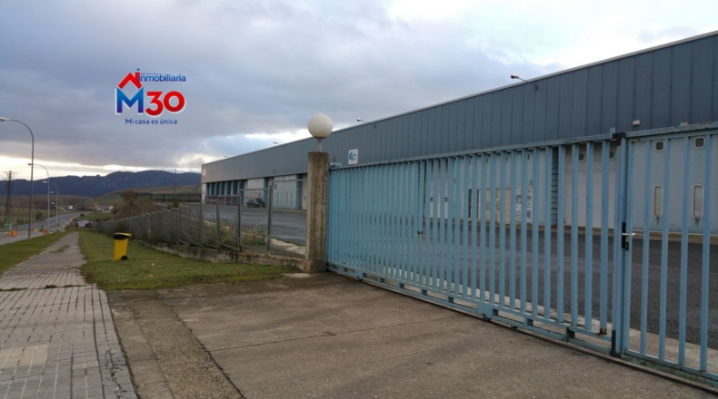 Burgos - Polígono Industrial de Bayas - 1395m2