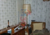Отдельно стоящий дом с участком на продажу в городе Bergüenda. Фото