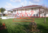 Chalet independiente con terreno en venta en Ferrol ref: TR21084 foto