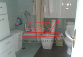 Отдельно стоящий дом с участком на продажу в городе Narón. Фото