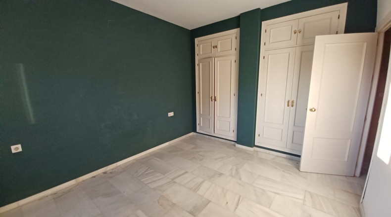 Sevilla - Bollullos de la Mitación - 725m2