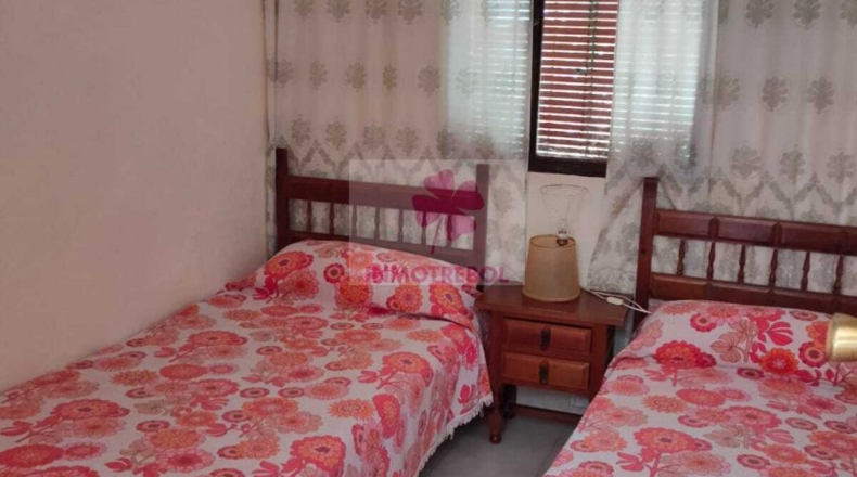 Sevilla - Guadalcanal - 8000m2