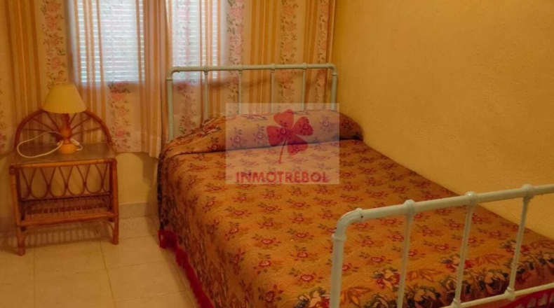 Sevilla - Guadalcanal - 8000m2