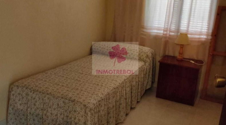 Sevilla - Guadalcanal - 8000m2