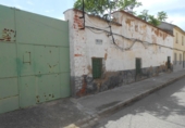 Городская земля под застройку на продажу у города Argamasilla de Alba. Фото