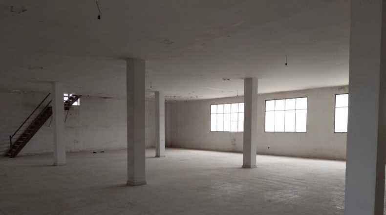 Sevilla - Dos Hermanas - 1200m2