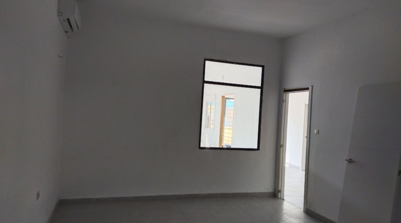 Seville - Seville - 2000m2