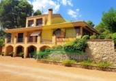 Villa con terreno en venta en Ontinyent ref: TR103902 foto