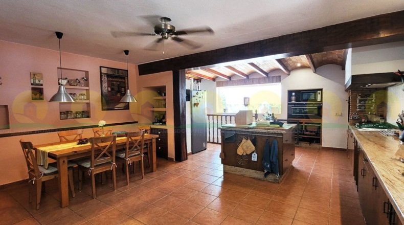 Valencia - Fontanares - 5028m2
