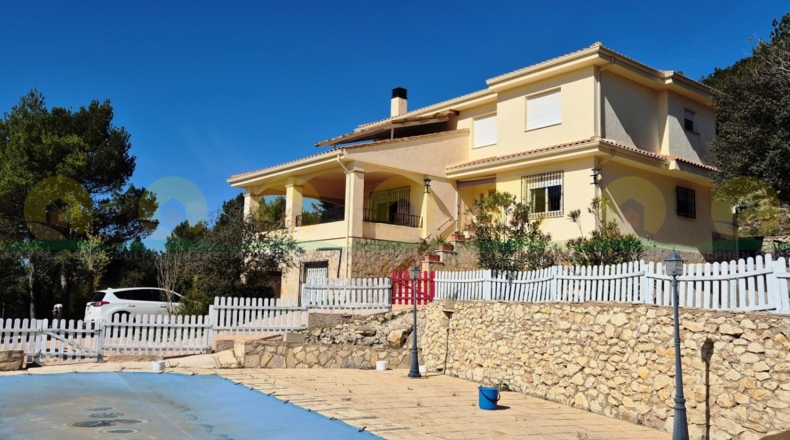Valencia - Bocairent - 4061m2