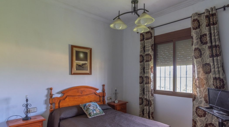 Sevilla - Alcalá de Guadaíra - 2873m2