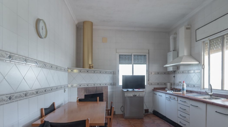 Sevilla - Alcalá de Guadaíra - 2873m2