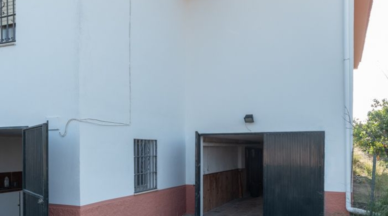 Sevilla - Alcalá de Guadaíra - 2873m2