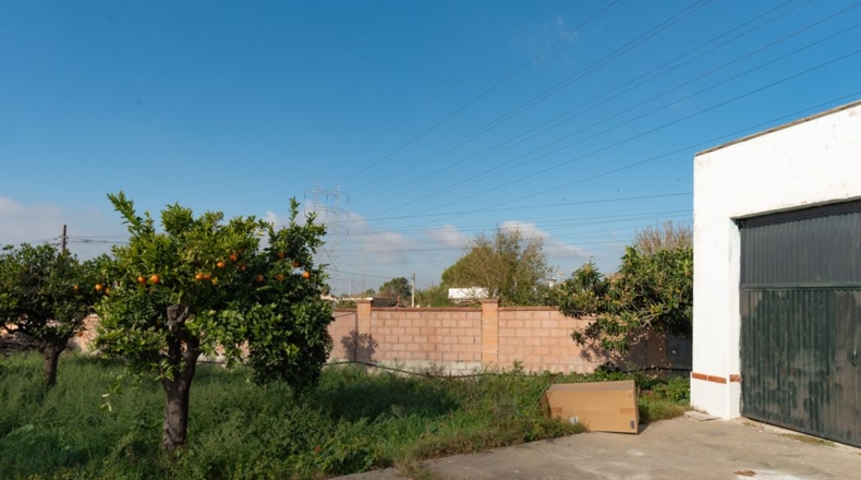 Sevilla - Alcalá de Guadaíra - 2873m2