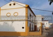 Chalet independiente con terreno en venta en Écija ref: TR28709 foto