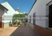 Xalet independent amb terreny en venda a Fuente Carreteros ref.: TR65011 foto