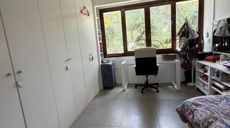 Sevilla - Camas - 1300m2