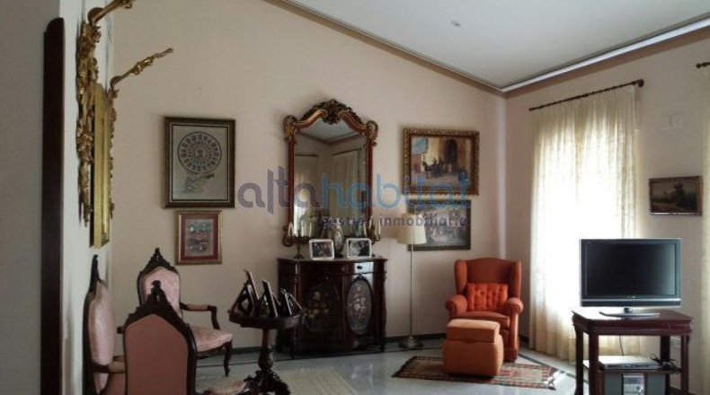 Sevilla - Alcalá de Guadaíra - 1700m2