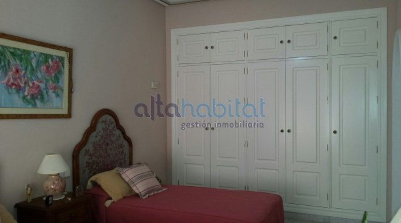 Sevilla - Alcalá de Guadaíra - 1700m2